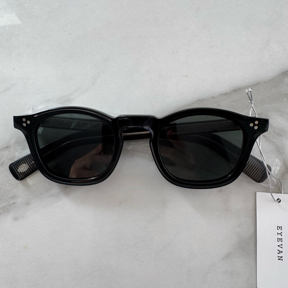 Eyevan Sunglasses